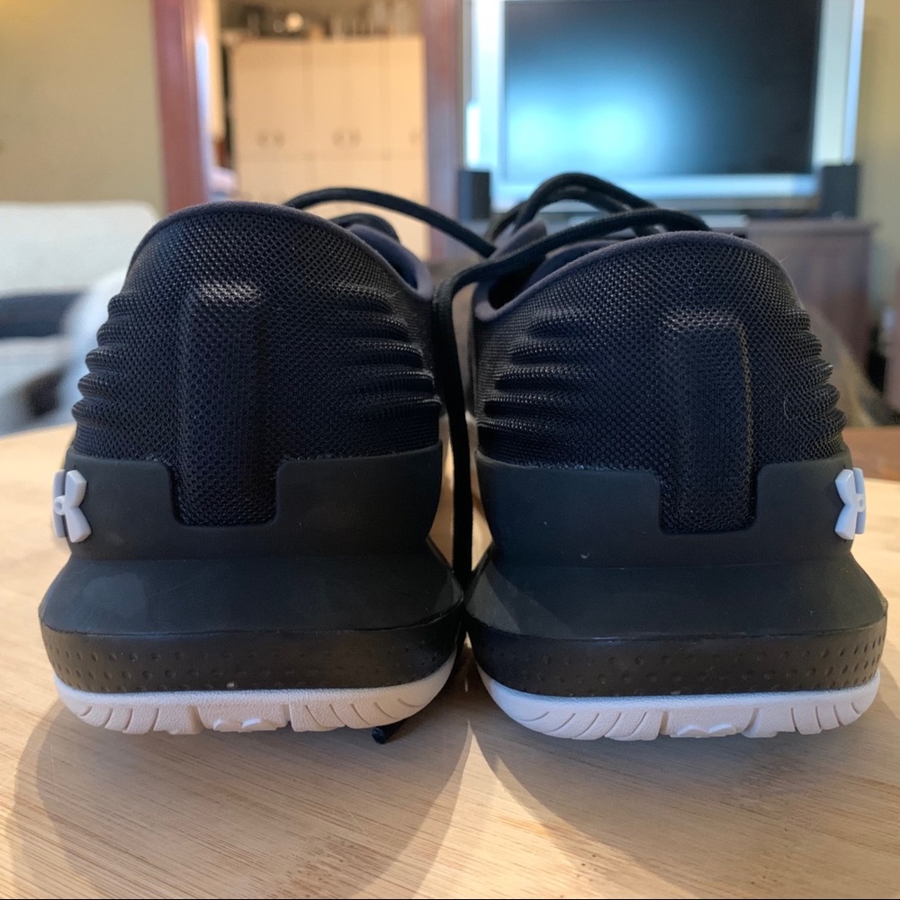 Under Armor UA TRIBASE men 10.5 cross training - Picture 9 of 9